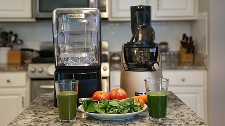 Juicers vs. Blenders: What's the Difference?