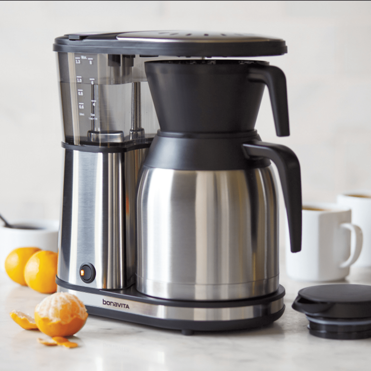 https://s3-assets.quenchessentials.com/media/images/products/bonavita-8-cup-ss-carafe-coffee-maker-lifestyle-4.png