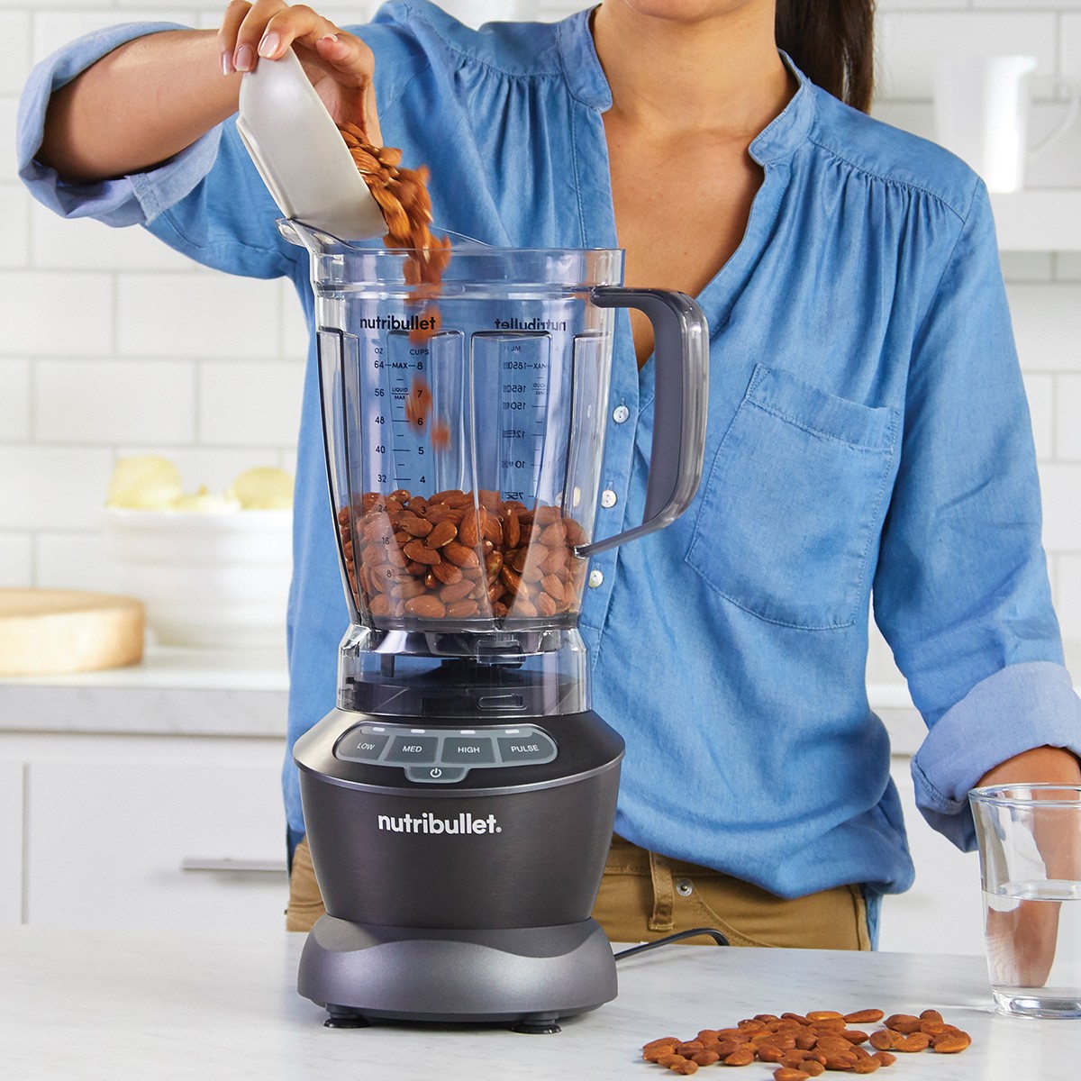 https://s3-assets.quenchessentials.com/media/images/products/nutribullet-nbf50400-blender-lifestyle-1.jpg